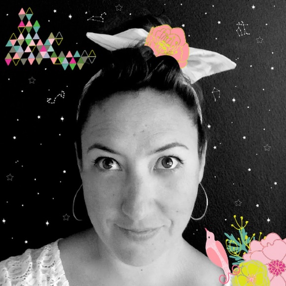 Meet your Posher, Mara - Picture 1 of 1